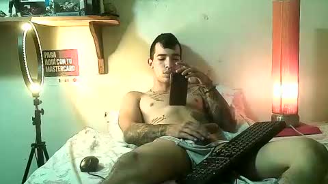 yeisoncastellanos1999 online show from 06.23.26
