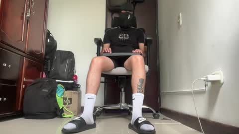 yeisongomezz online show from 05.18.26