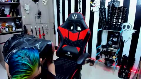 Yelena online show from 12.22.24