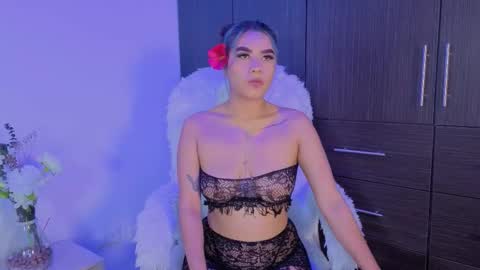 Yeli Amber online show from 09.11.25