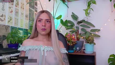 Snapshot of yeriawaddell_ chatting on 02.08.26 yeriawaddell online show from 02.08.26