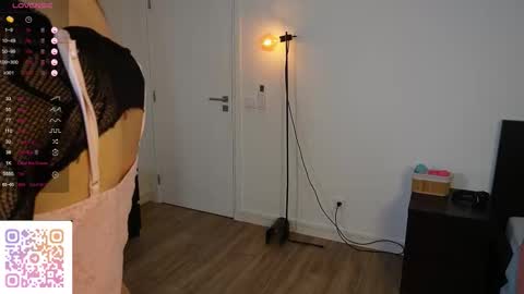 Kiki online show from 11.23.25