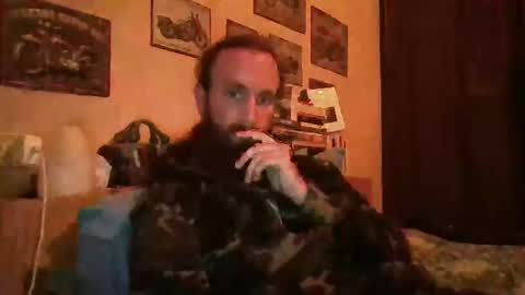 Snapshot of yeti_92 chatting on 02.14.25 yeti_92 online show from 02.14.25