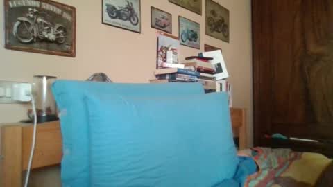 Snapshot of yeti_92 chatting on 09.11.25 yeti_92 online show from 09.11.25