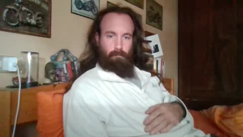 Snapshot of yeti_92 chatting on 10.12.25 yeti_92 online show from 10.12.25