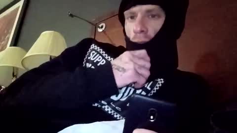 Snapshot of yfwb69xxx chatting on 11.23.25 yfwb69xxx online show from 11.23.25