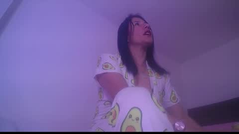 Yiny online show from 11.08.25