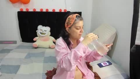 yinyyanghot online show from 10.29.25