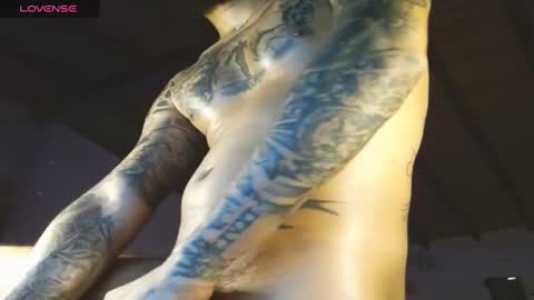 Snapshot of yio__cohen chatting on 01.11.25 yio cohen online show from 01.11.25