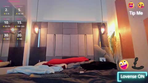 Snapshot of yizus_bonz chatting on 12.22.24 yizus_bonz online show from 12.22.24