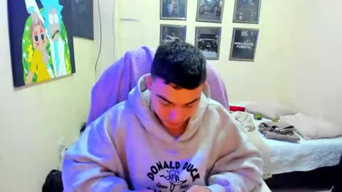 Snapshot of yker18 chatting on 12.30.24 yker online show from 12.30.24