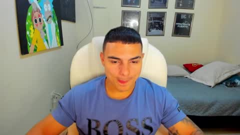 Snapshot of yker18 chatting on 03.06.25 yker online show from 03.06.25