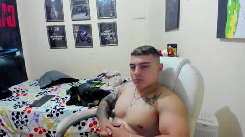 Snapshot of yker18 chatting on 03.02.26 yker online show from 03.02.26