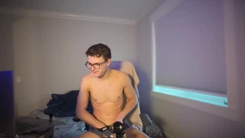 yngdesire1 online show from 02.13.26