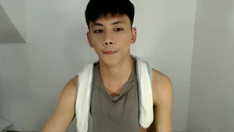 Snapshot of ynotyu chatting on 01.19.26 ynotyu online show from 01.19.26