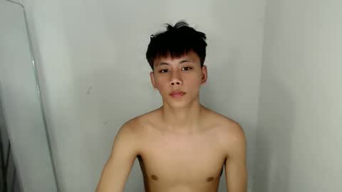 Snapshot of ynotyu chatting on 04.07.26 ynotyu online show from 04.07.26