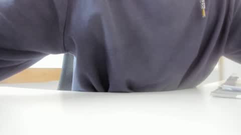 Snapshot of yoda130305 chatting on 10.24.25 yoda130305 online show from 10.24.25