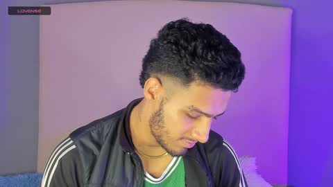 Yoi Olimpo online show from 01.10.25