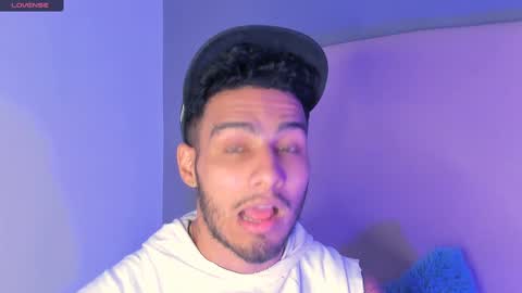 Yoi Olimpo online show from 01.16.25