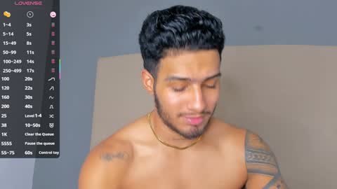 Yoi Olimpo online show from 01.23.25