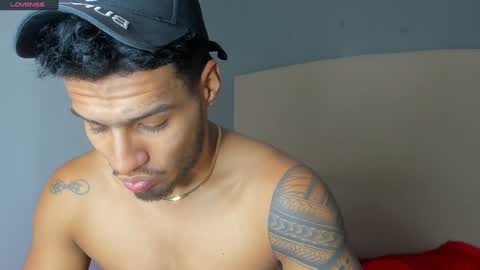 Yoi Olimpo online show from 01.30.25