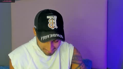 Yoi Olimpo online show from 01.31.25