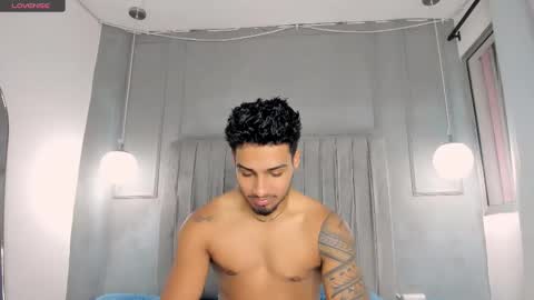 Yoi Olimpo online show from 03.11.25