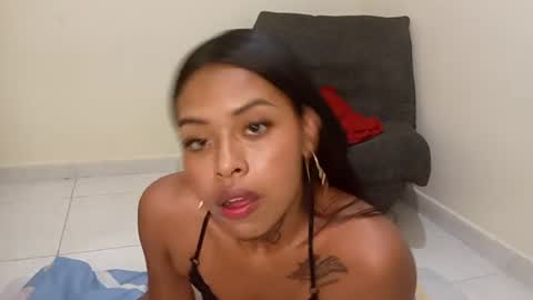 Snapshot of yonata874277 chatting on 07.14.26 yonata874277 online show from 07.14.26