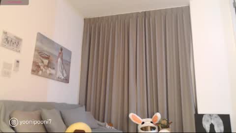 Snapshot of yoonipooni chatting on 02.20.25 yoonipooni online show from 02.20.25