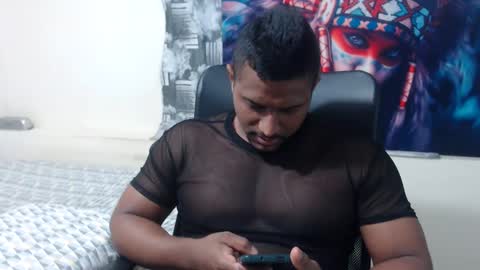 Snapshot of yordanocleys chatting on 02.23.25 yordanocleys online show from 02.23.25