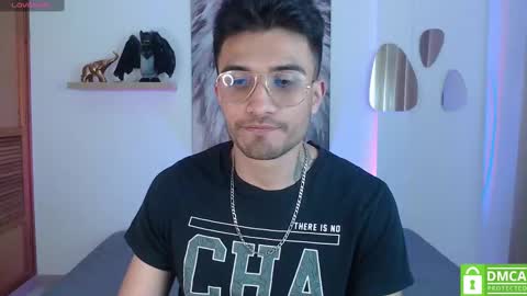 yoshy_man online show from 02.01.25