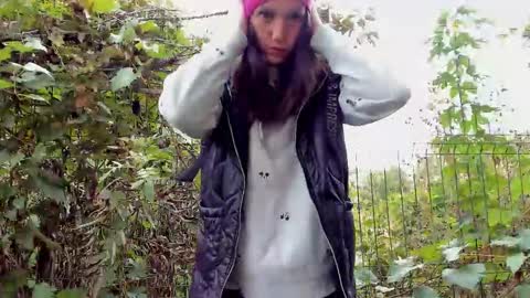 Snapshot of you_love_melisa chatting on 10.01.25 private on 18 per minute start private 500 tokensOnlyfans online show from 10.01.25