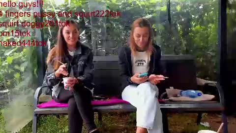 Snapshot of you_love_melisa chatting on 07.22.26 private on 18 per minute start private 500 tokensOnlyfans online show from 07.22.26