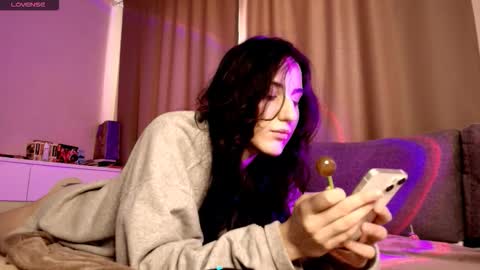 Snapshot of you_so_sweet chatting on 10.01.25 LexieNate online show from 10.01.25