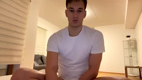 Snapshot of youcan__ chatting on 02.04.25 youcan__ online show from 02.04.25