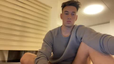 Snapshot of youcan__ chatting on 09.30.25 youcan__ online show from 09.30.25