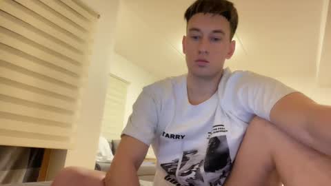 Snapshot of youcan__ chatting on 02.24.26 youcan__ online show from 02.24.26