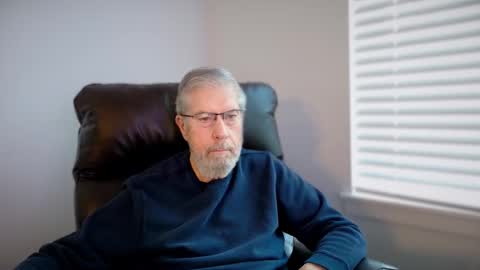 Colorado Guy Straight online show from 11.13.25