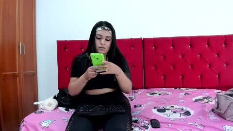 Snapshot of youlittle_perverts chatting on 10.02.25 Annie Elizabeth online show from 10.02.25