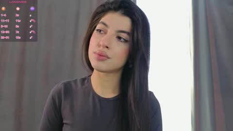 Snapshot of younotwrongdude chatting on 02.05.26 Viola online show from 02.05.26