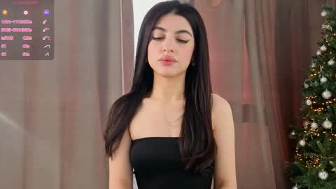 Snapshot of younotwrongdude chatting on 02.11.26 Viola online show from 02.11.26