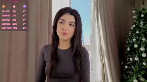 Snapshot of younotwrongdude chatting on 02.12.26 Viola online show from 02.12.26