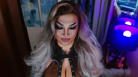 Snapshot of your1truequeen chatting on 04.27.26 QUEEN MADISON online show from 04.27.26