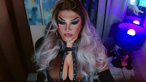 Snapshot of your1truequeen chatting on 04.28.26 QUEEN MADISON online show from 04.28.26