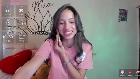 mia3 online show from 01.19.25