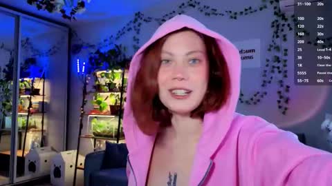 Snapshot of your_corvus chatting on 11.06.25 your_corvus online show from 11.06.25