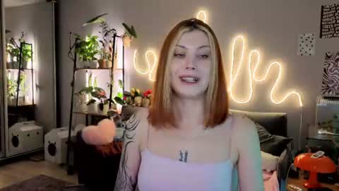Snapshot of your_corvus chatting on 06.26.26 your_corvus online show from 06.26.26