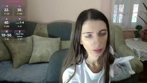 Enna Kim online show from 11.28.25