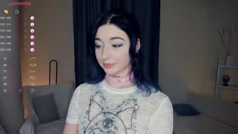 Lina online show from 02.16.25