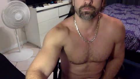 Snapshot of your_dreaman chatting on 12.22.24 your_dreaman online show from 12.22.24